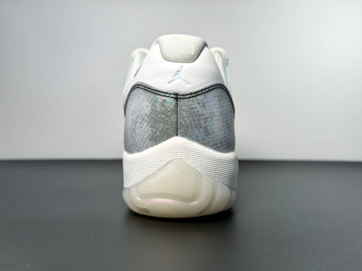 Air Jordan 11 Low “Year of the Snake” 2025 HQ7000-001