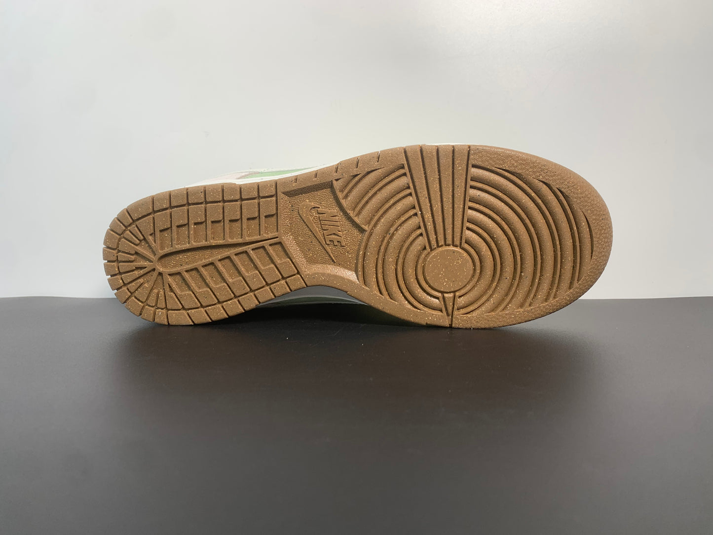 Nike SB Dunk Low SE 85 Double Swoosh Avocado Green CT9457-100