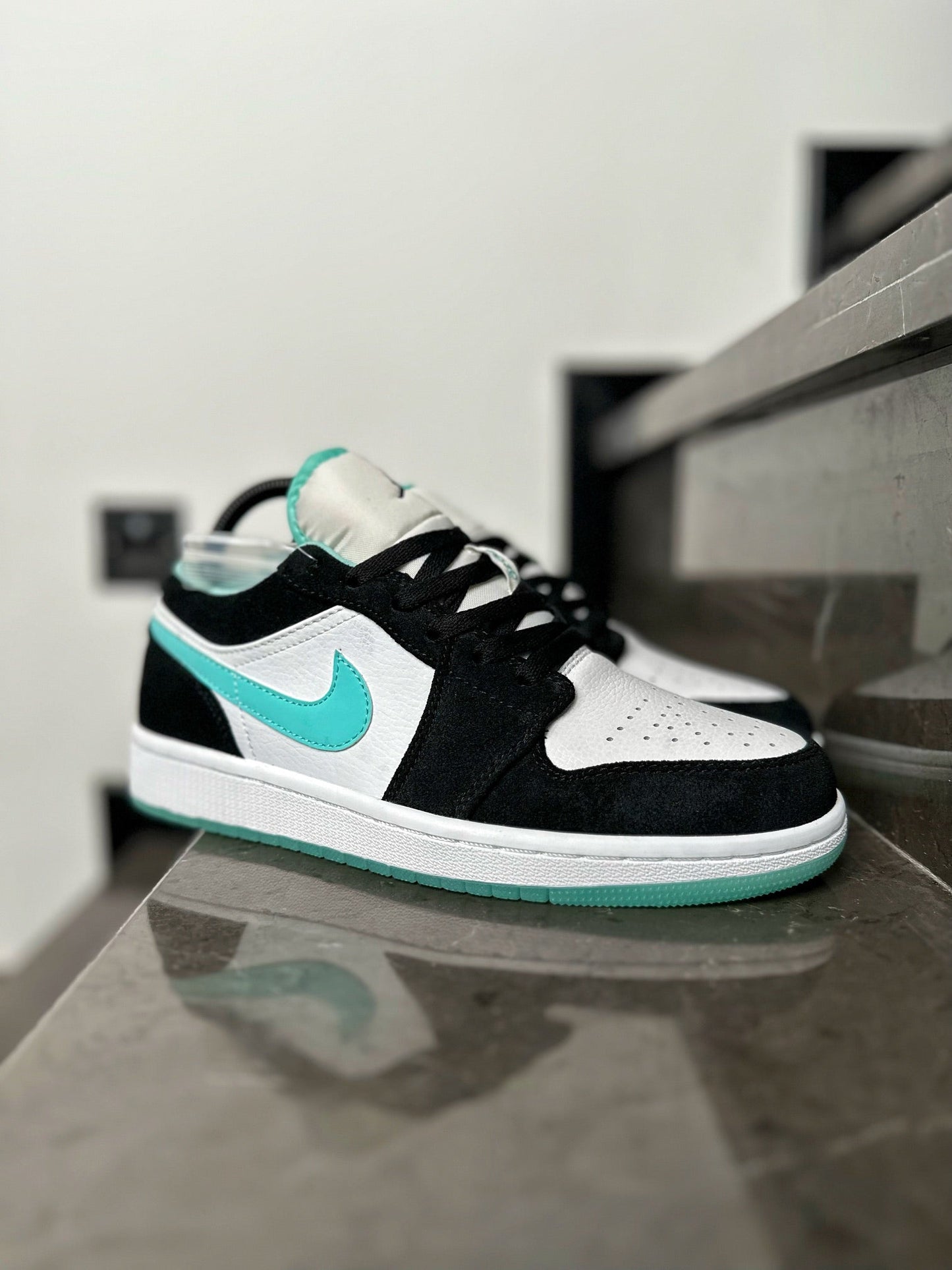 Air Jordan 1 Low Island Green