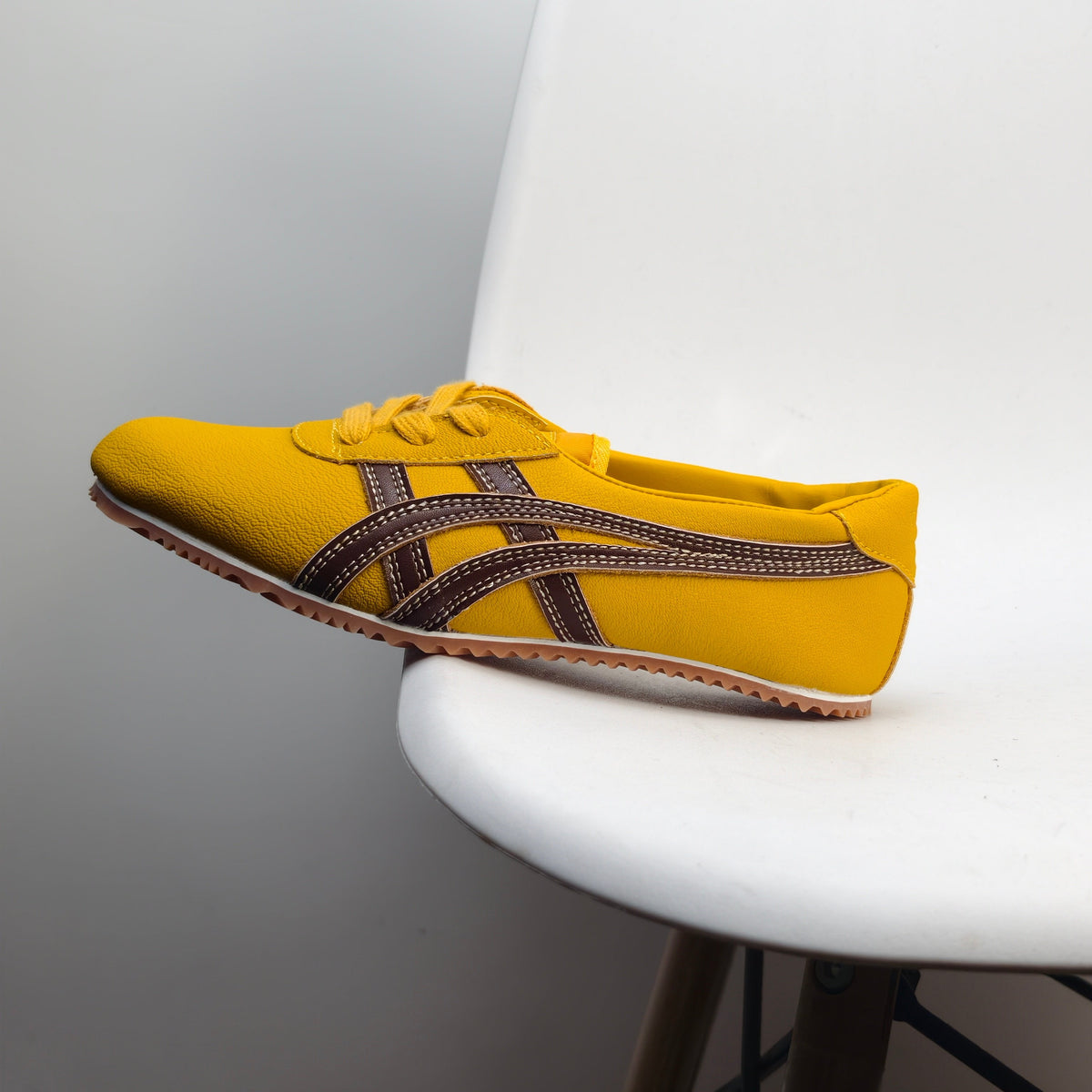 Versace x Onitsuka Tiger Tai-ChiSakura Slip-on Yellow 1024594-1A17741_2U2HJ