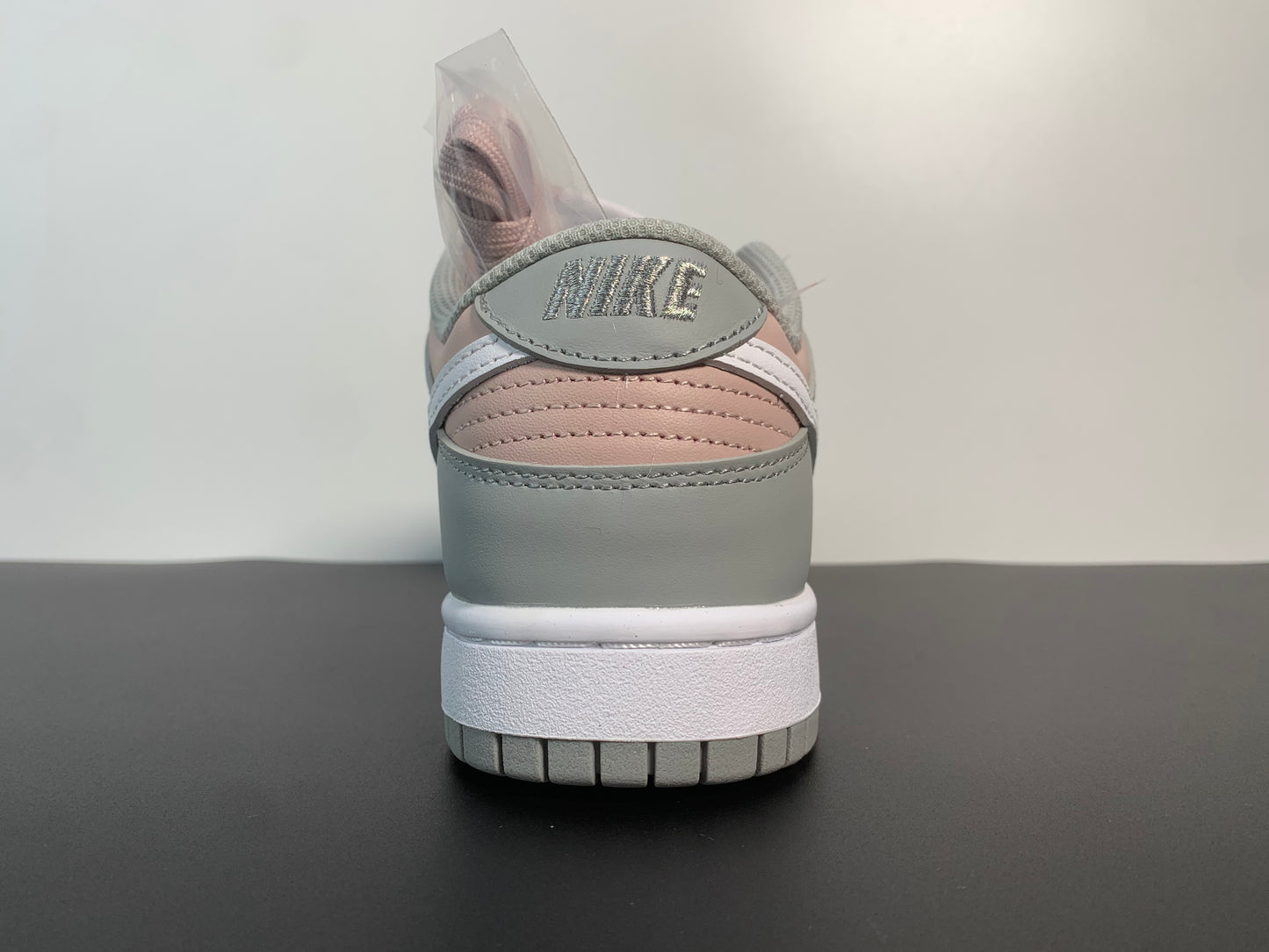 Dunk Low Retro Blush Pink DM8329-600