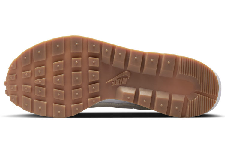 Nike VaporWaffle x Sacai Sail DD1875-100