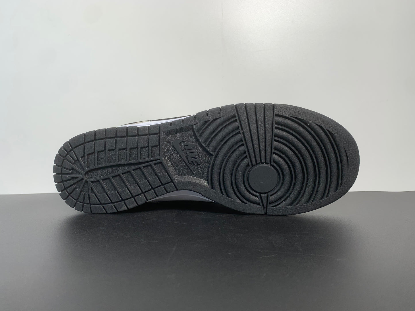 Wmns Dunk Low 'Light Iron Ore Black' DQ7576-001