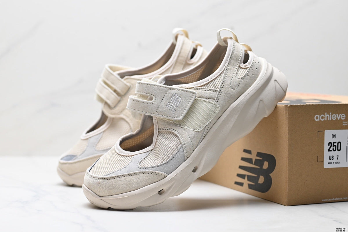 New Balance Breeze Beige