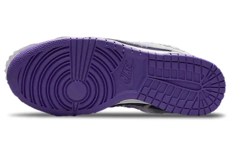 Nike Womens WMNS Dunk Low Flip The Old School DJ4636-100