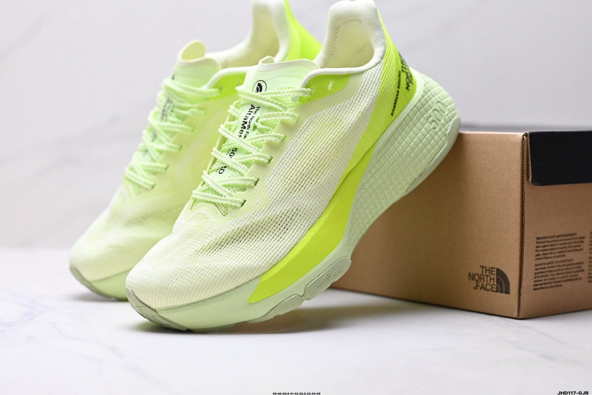 The North Face Altamesa 500 V2 Yellow NFOA8A9P8OW-070