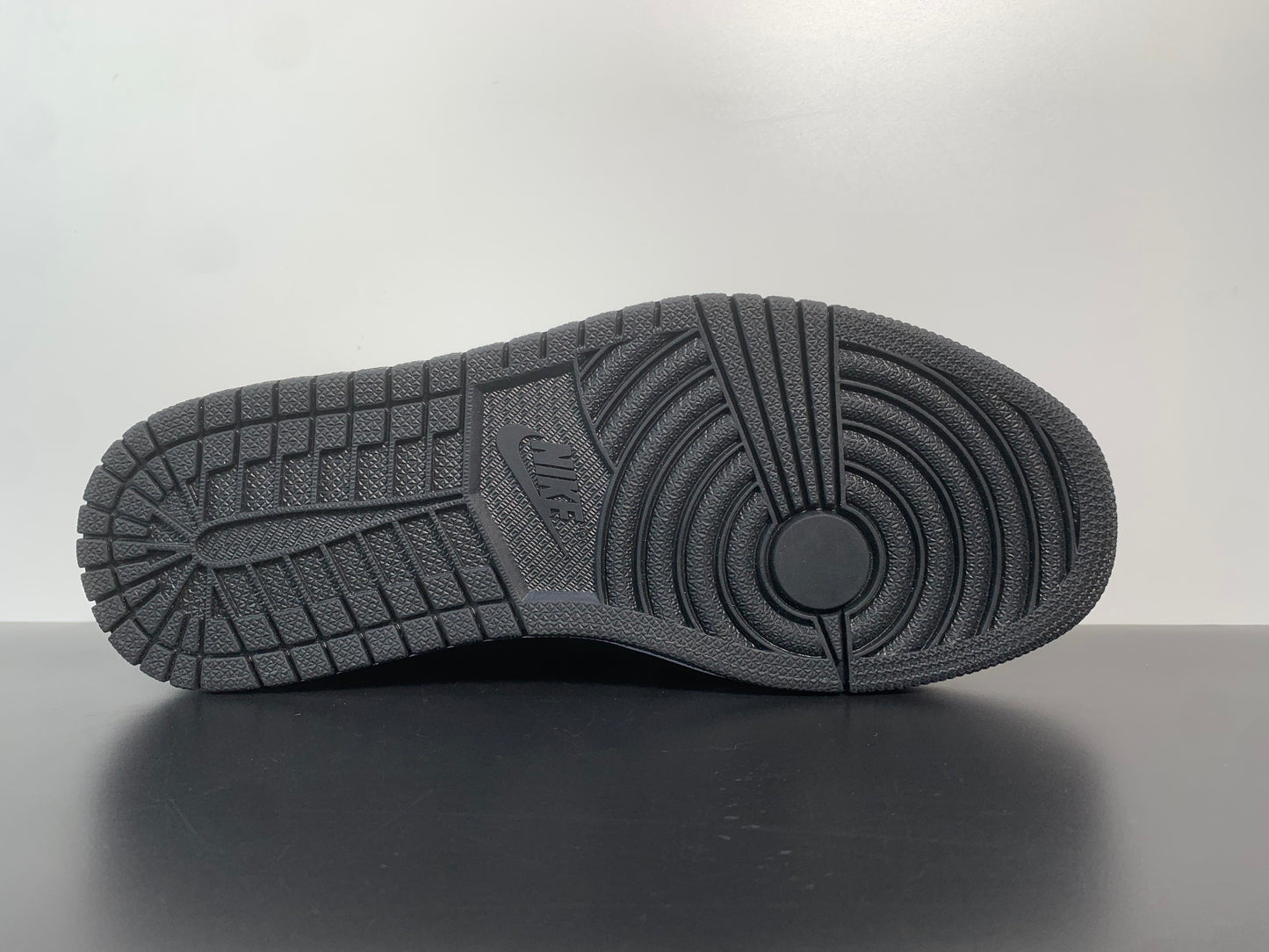 Travis Scott x Air Jordan 1 Low Pink White Black