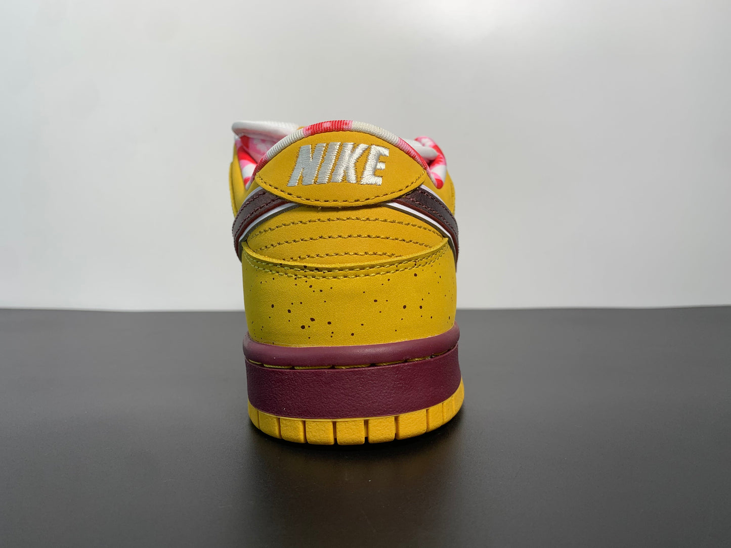 CONCEPTS X Dunk Low Premium SB 'Yellow Lobster' 313170-137566