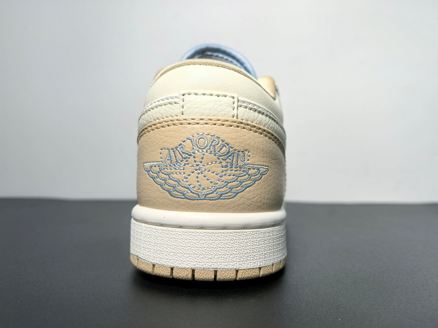 Air Jordan 1 Low Coconut Milk HQ4186-111