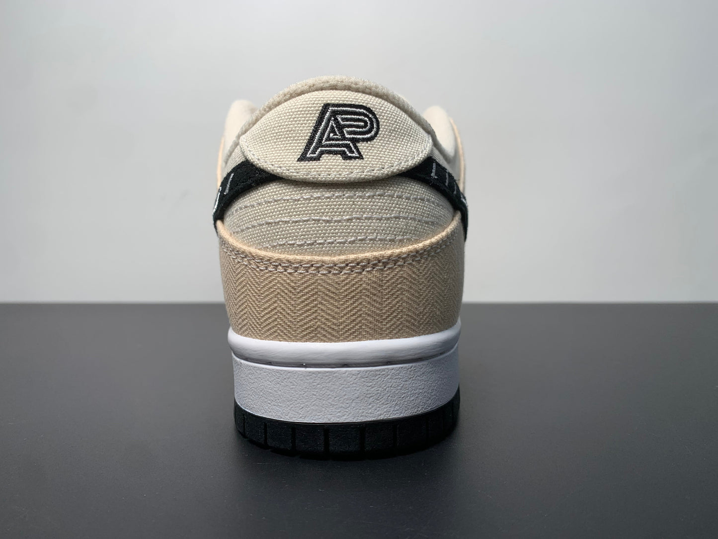 Albino & Preto x Nike SB Dunk Low