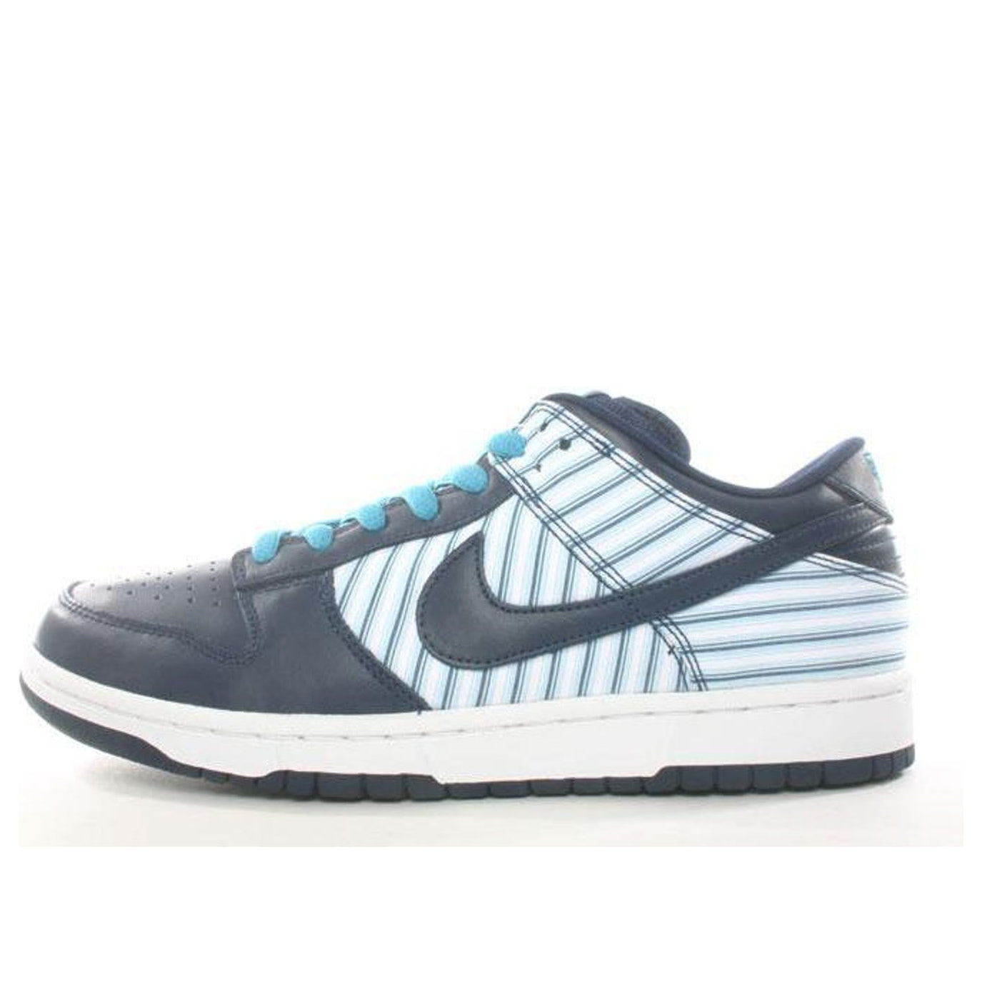 Nike Dunk Low Pro SB Skateboard 'Blue Avenger' White/Midnight Navy-Blue Reef 304292-143