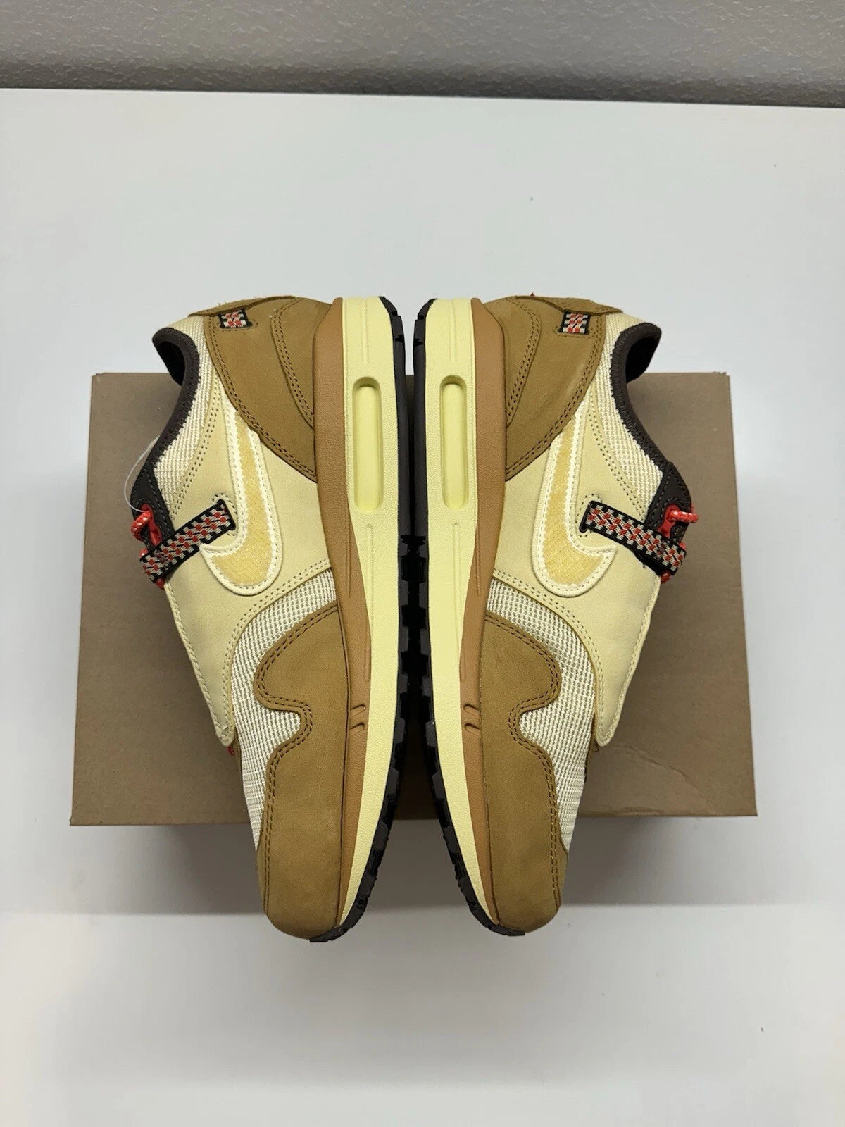 Nike Travis Scott x Air Max 1 Wheat DO9392-701