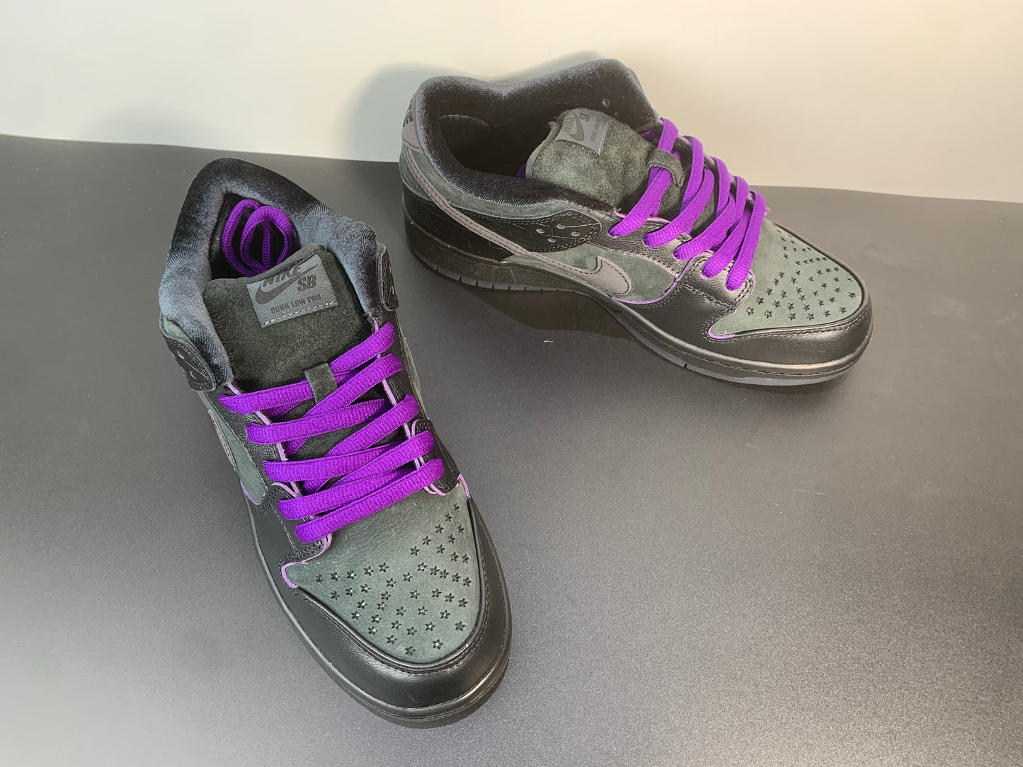 Familia x Nike SB Dunk Low Pro QS “First Avenue” dj1159-001