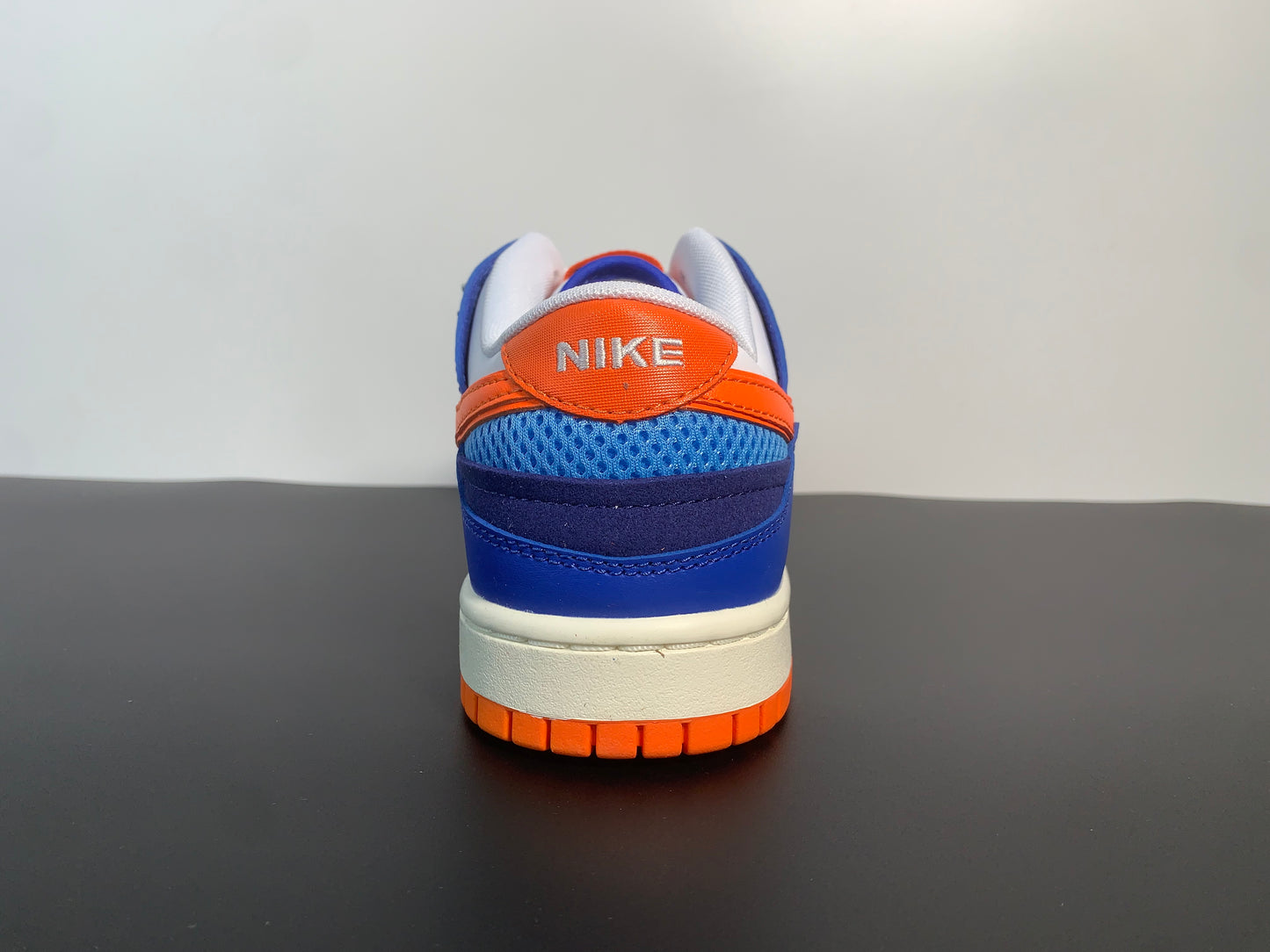 Nike Dunk Low Scrap 'Knicks' DM0128-100