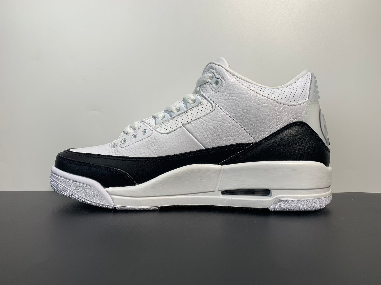 Air Jordan 3 x fragment Design White DA3595-100