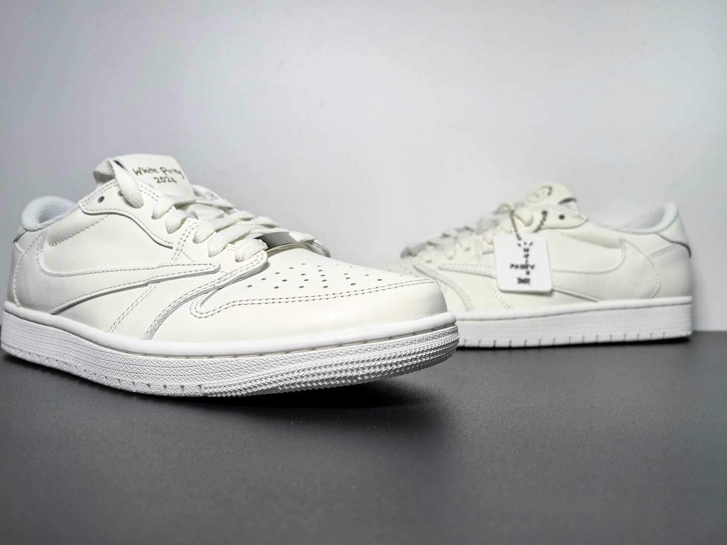 Travis Scott x Wmns Air Jordan 1 Retro Low OG SP 'Michael Rubin White Party'