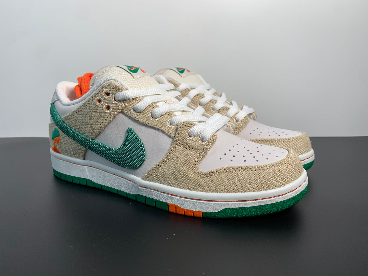 Jarritos x Nike SB Dunk Low  FD0860-001