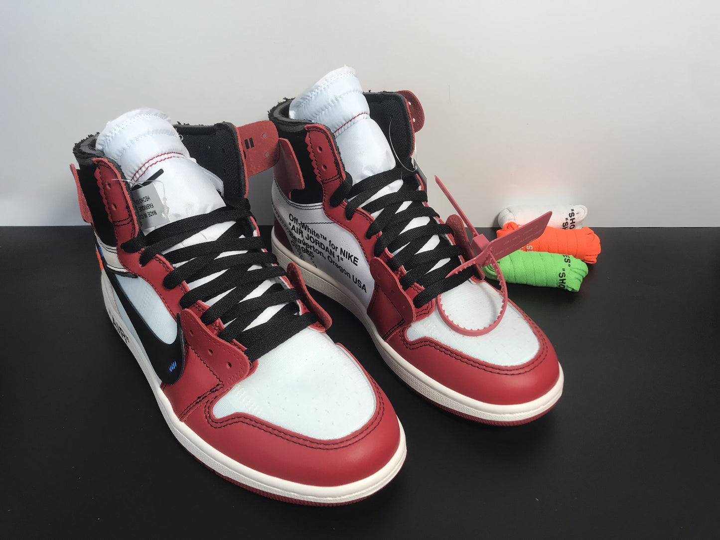 Off-White x Air Jordan 1 OG Batch ‘CHICAGO’ AA3834-101