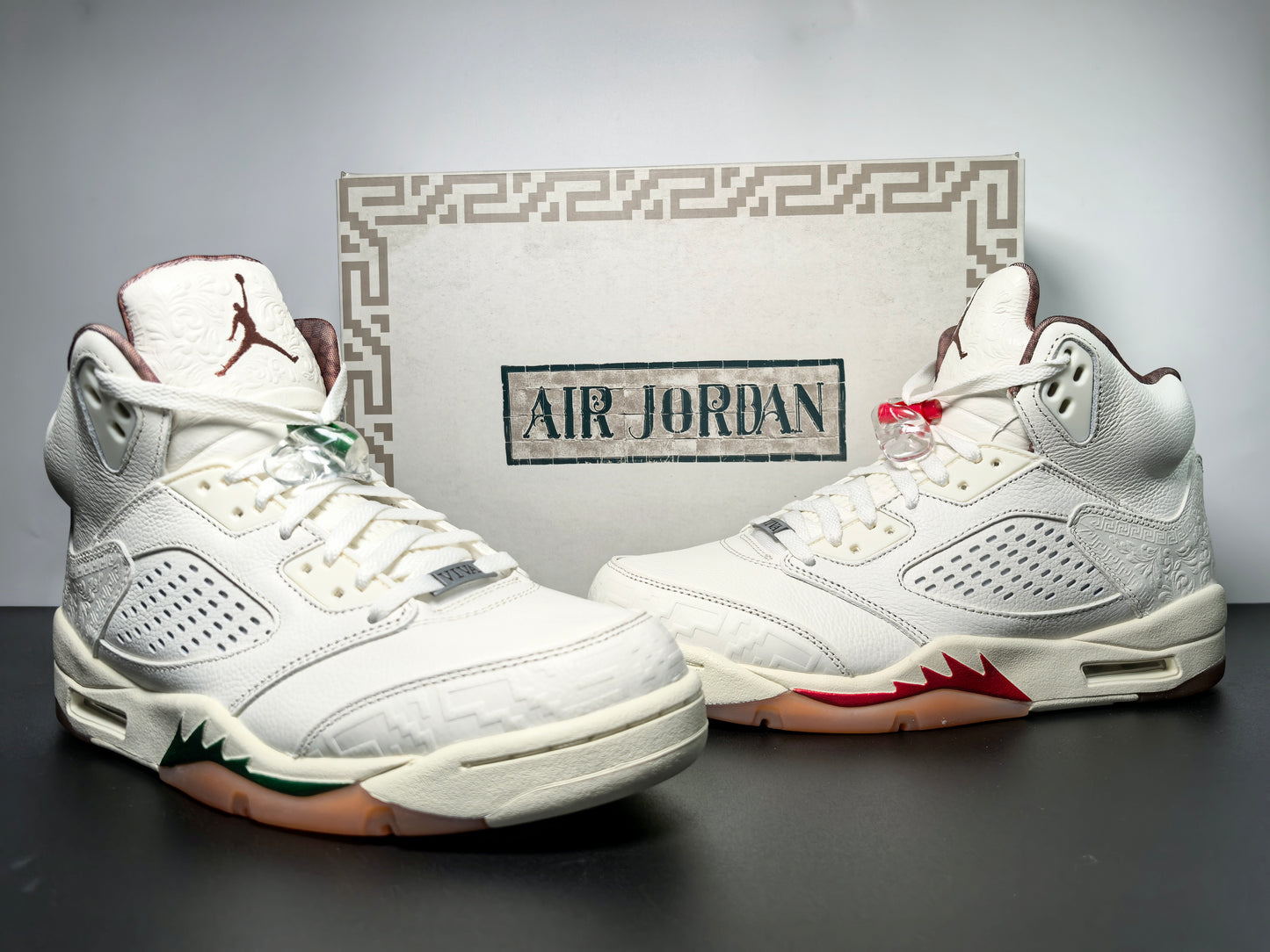 Air Jordan 5“El Grito” HF8833-100