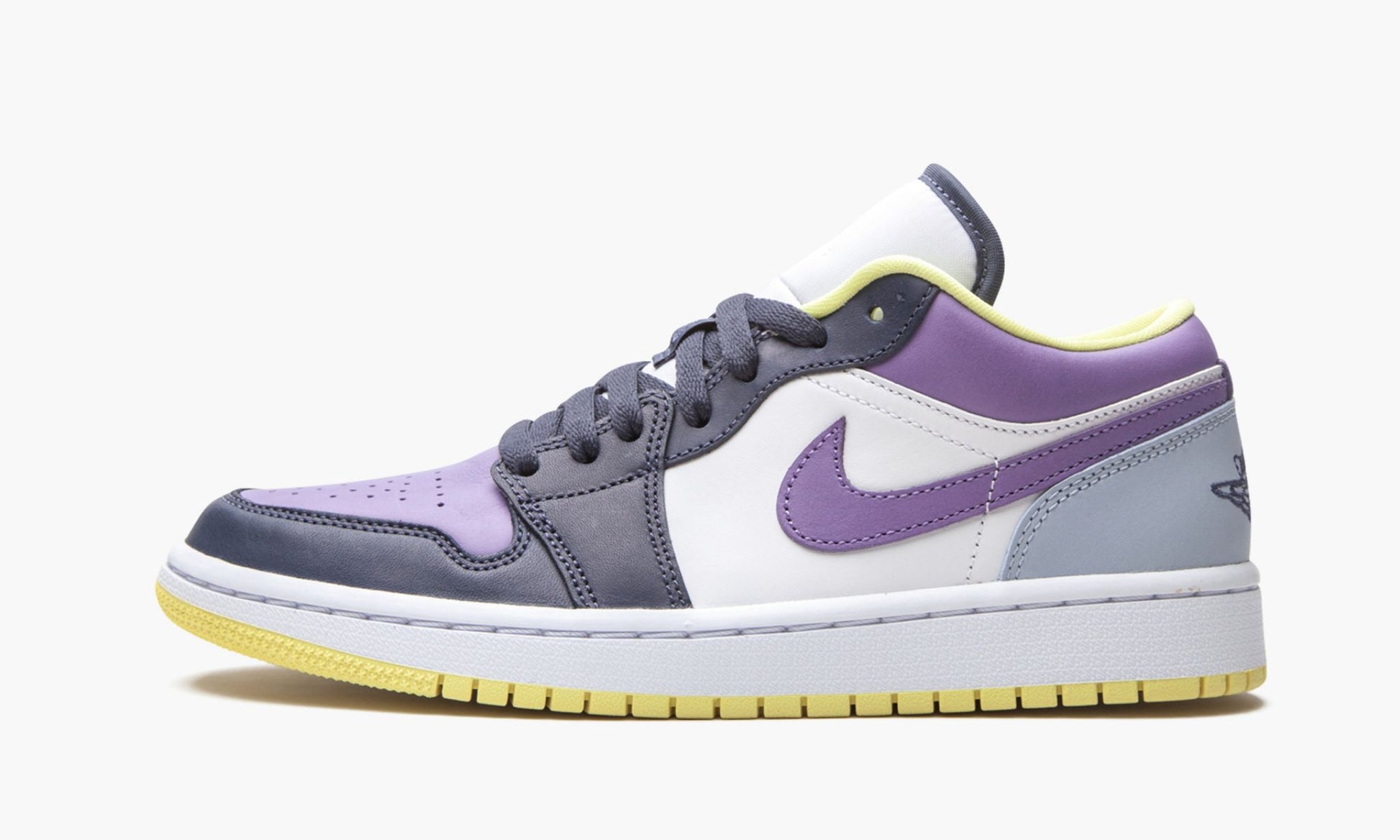 WMNS Air Jordan 1 Low SE "Mismatched Purple / Magenta"