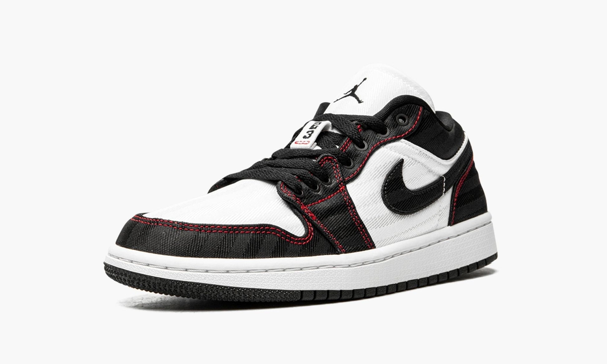 WMNS AIr Jordan 1 Low SE UTL "White / Black / Red"