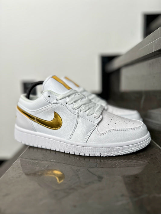 Nike Air Jordan 1 Low 'White/Metallic Gold'