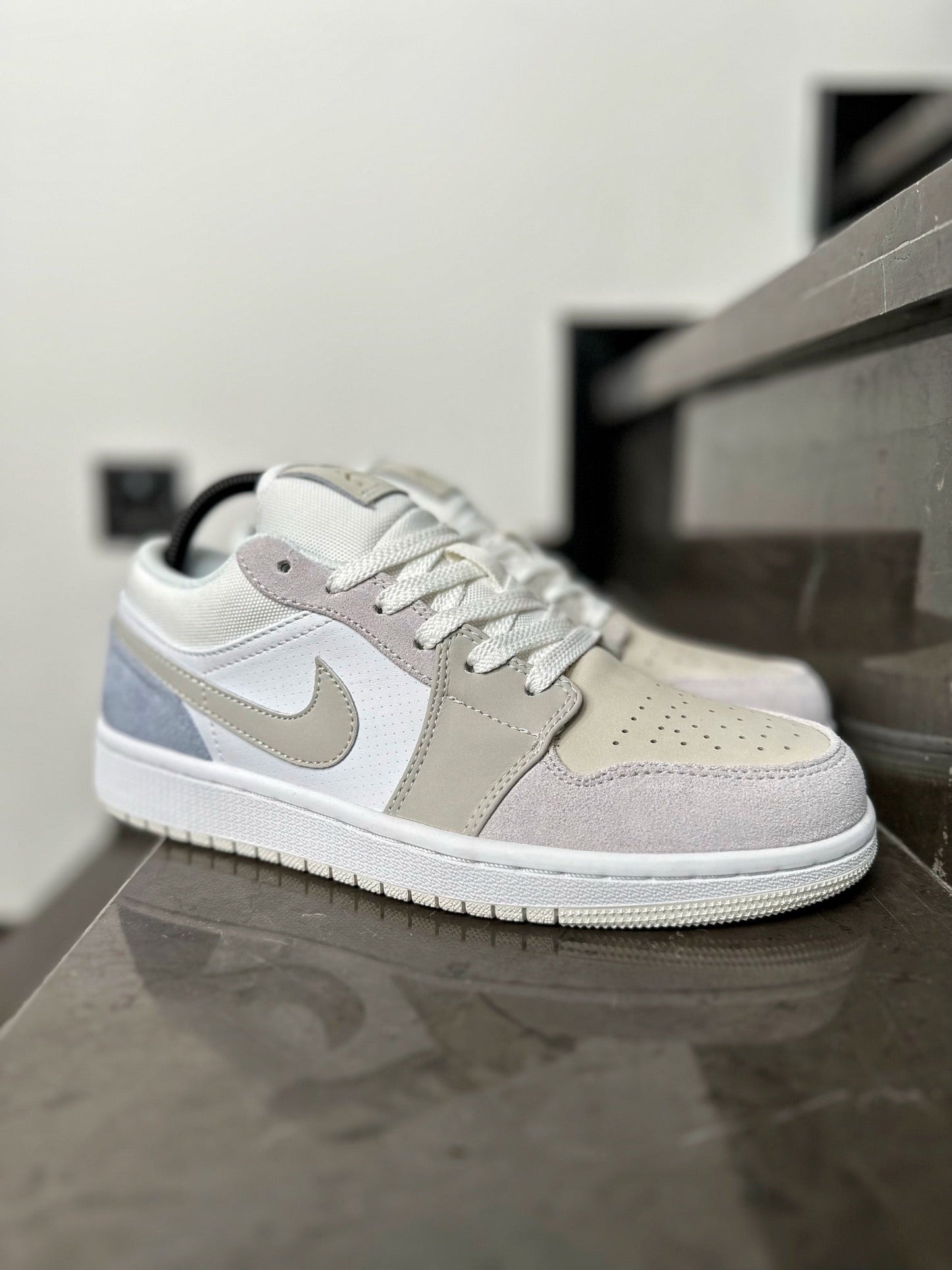 Air Jordan 1 Low ‘Paris’