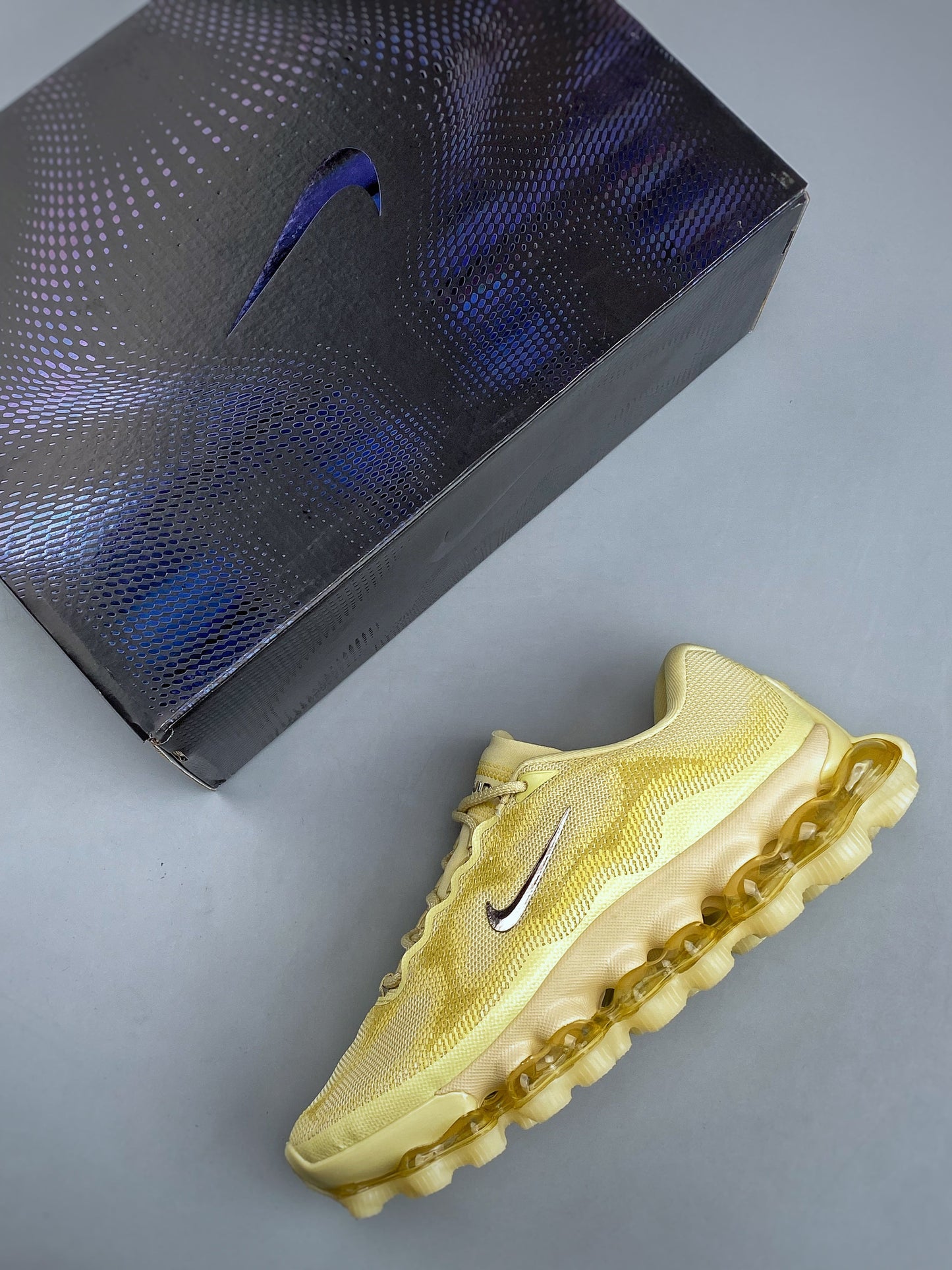 Nike AIR LIQUID MAX Yellow IQ7634 009