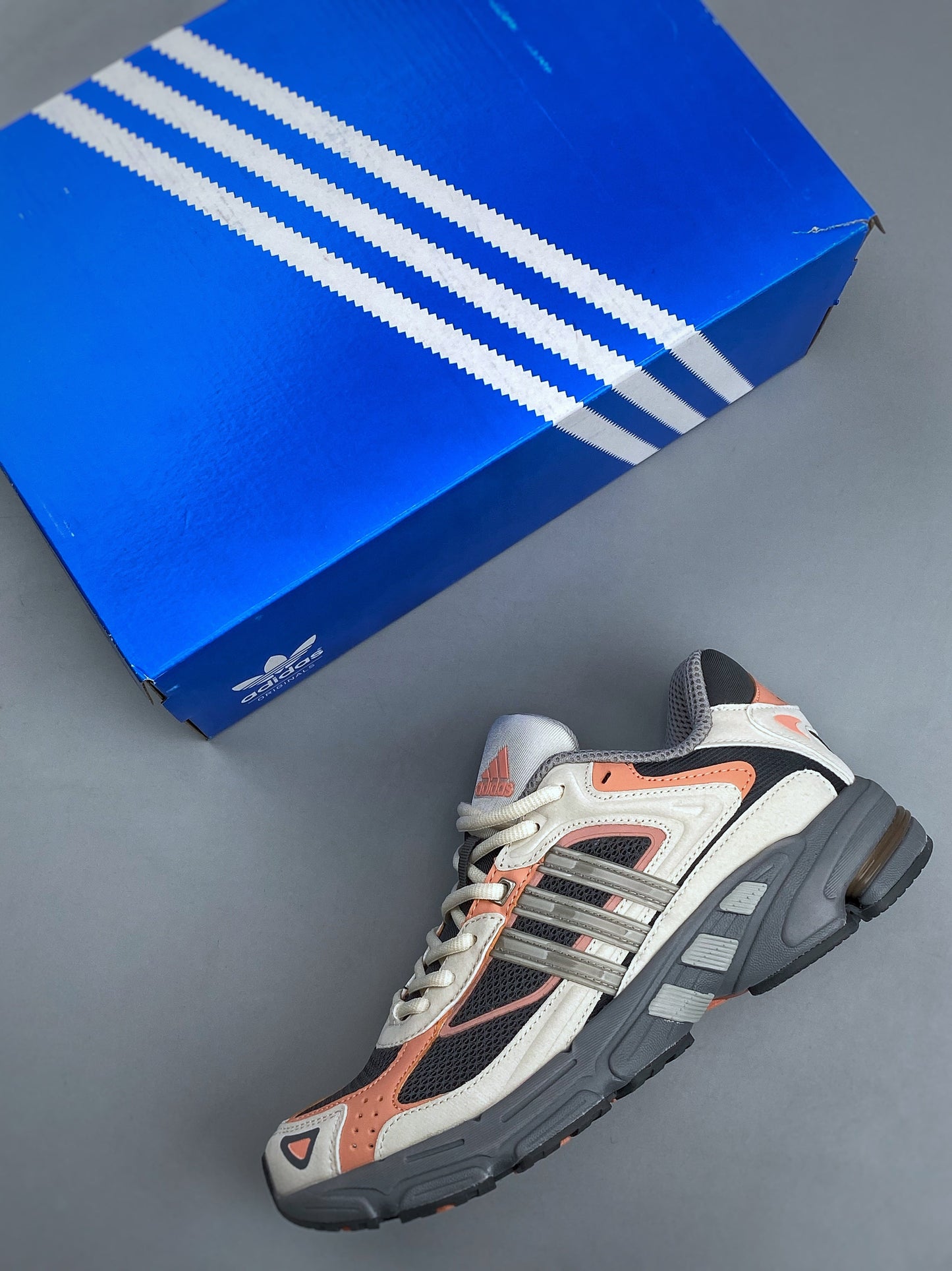 Adidas RESPONSE CL IH3365