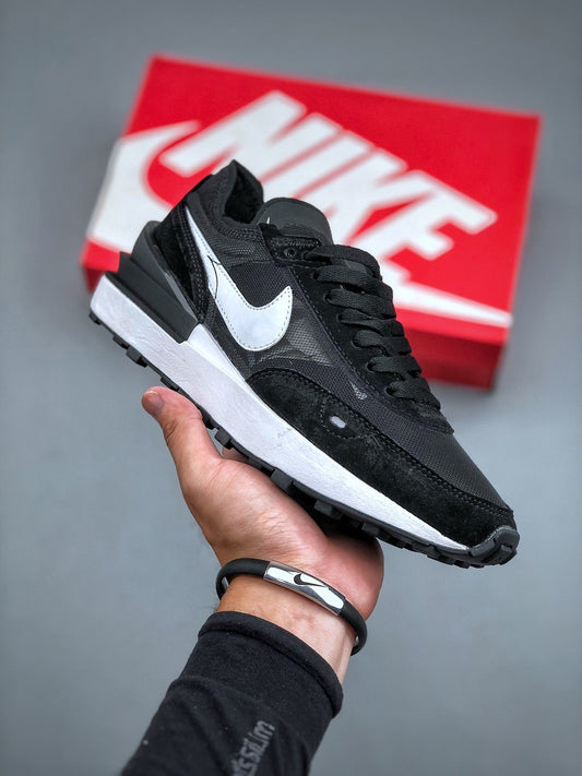 Nike Wmns Waffle One 'Black White' DA7995 001