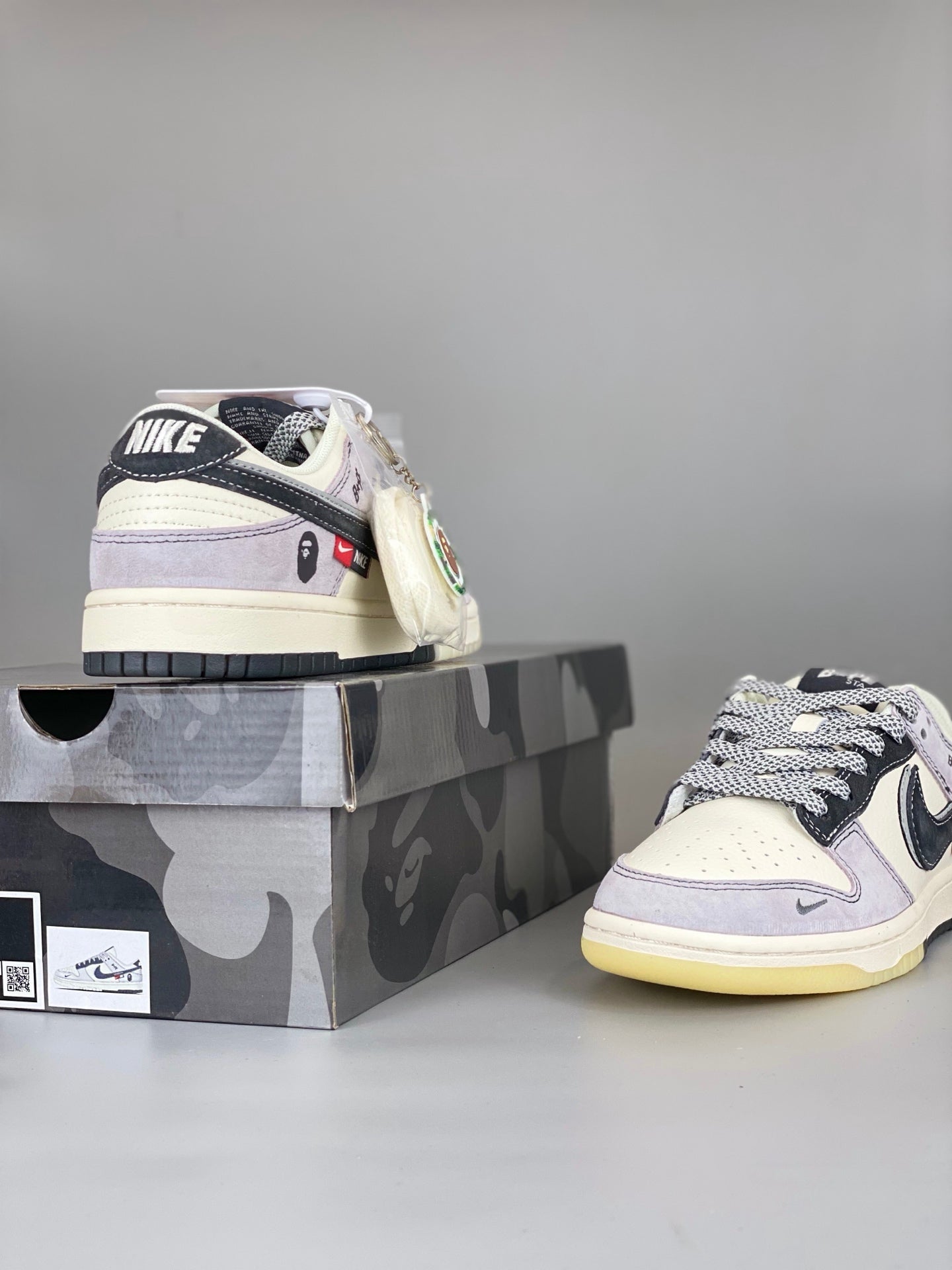 Nike SB Dunk Low BAPE DM6868-031