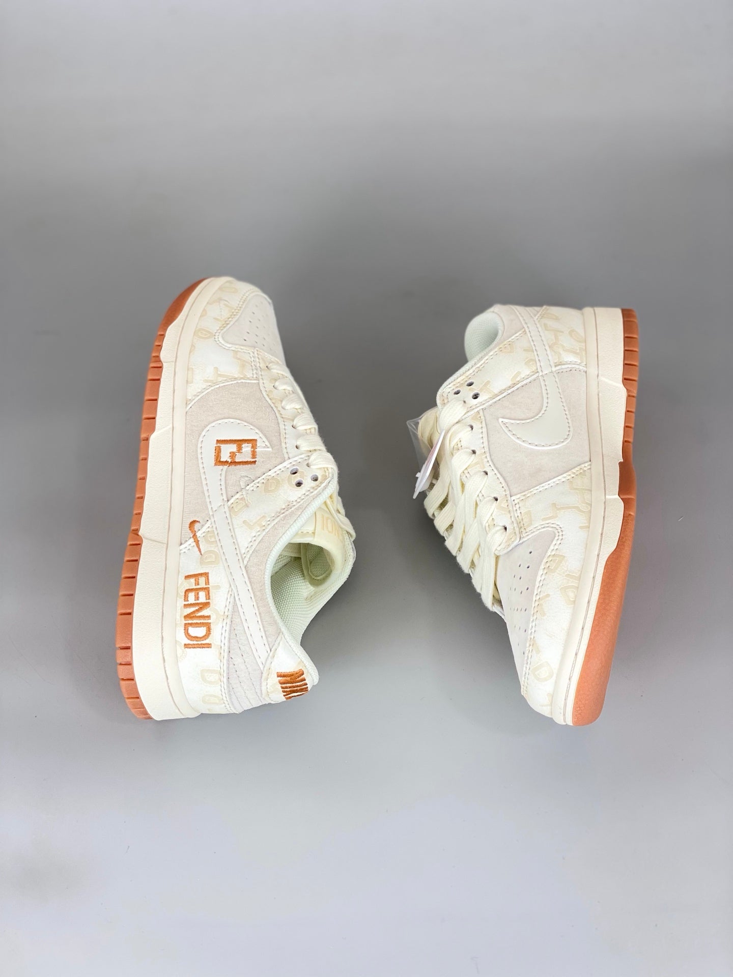Nike SB Dunk Low x Fendi White DM6868-039