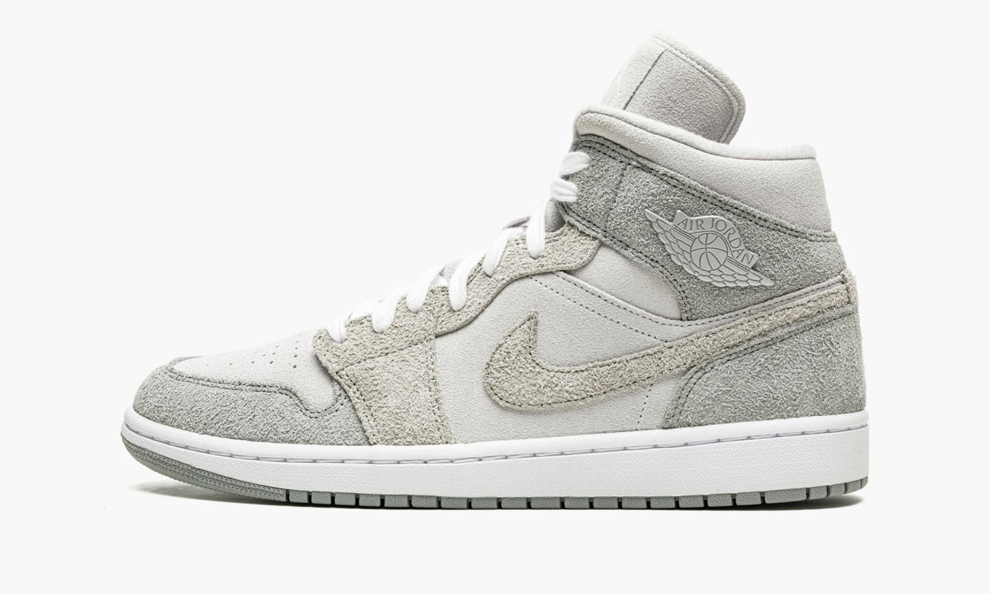 WMNS Air Jordan 1 Mid SE "Grey Fleece"