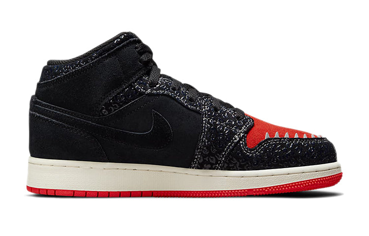 Air Jordan 1 Mid SE "Siempre Familia" (GS) DN5121-001