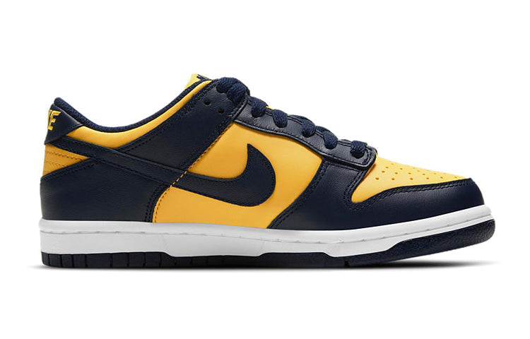 Nike Dunk Low GS Michigan CW1590-700 sneakmarks