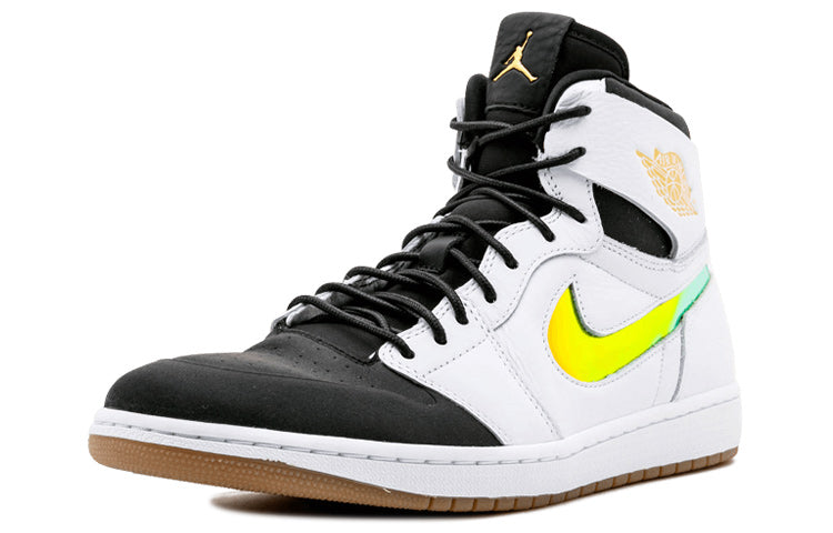 Air Jordan 1 Retro High NOUV Dunk From Above 819176-104