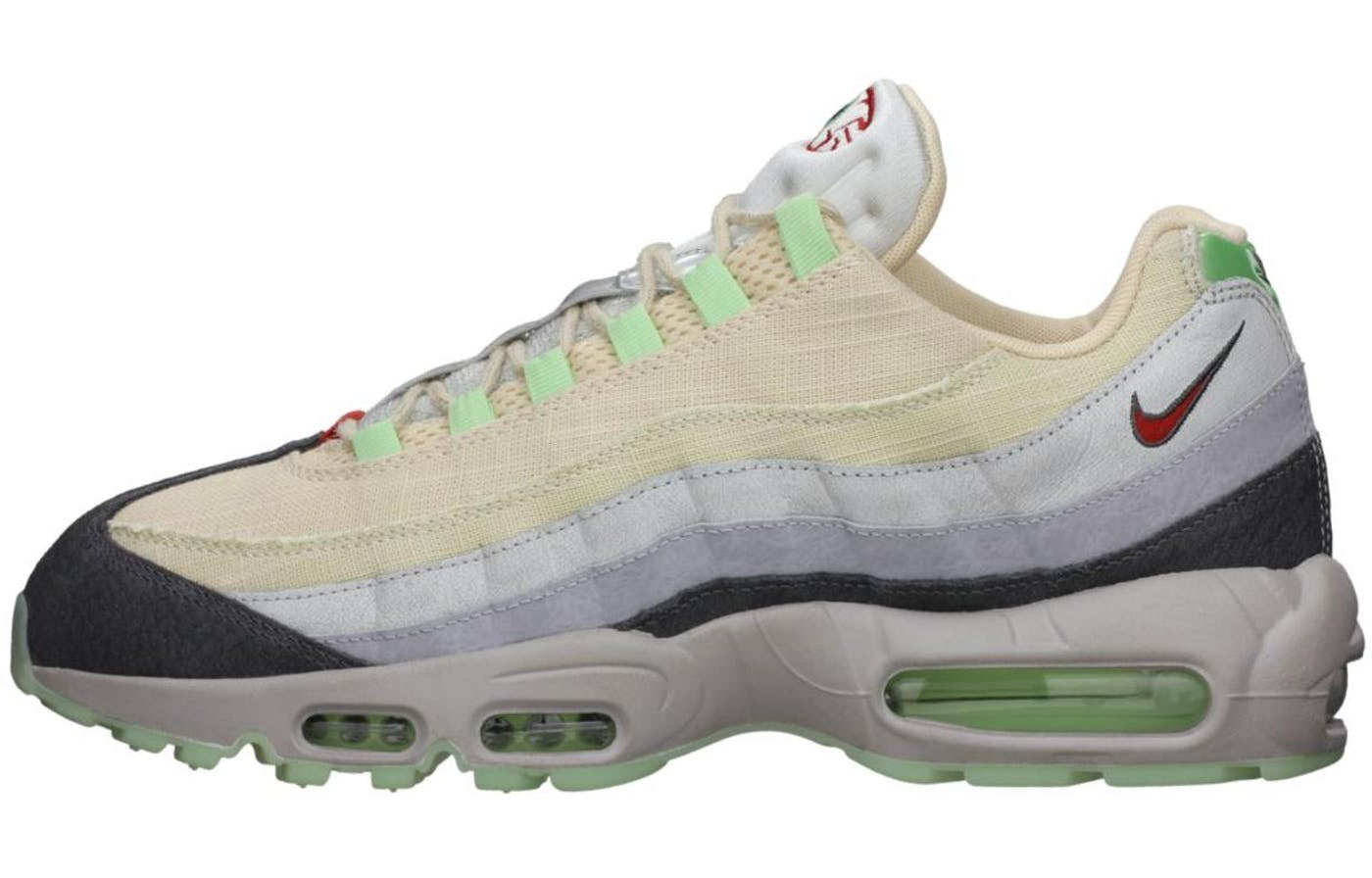 Nike Air Max 95 HW QS Halloween 717599-100 sneakmarks