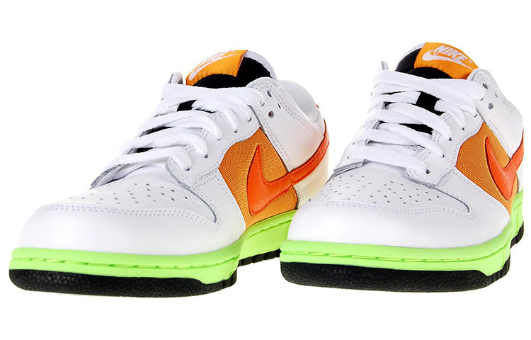 Nike Womens WMNS Dunk Low 'White Orange Blaze' White/Orange Blaze/Shock Orange 317813-181 sneakmarks