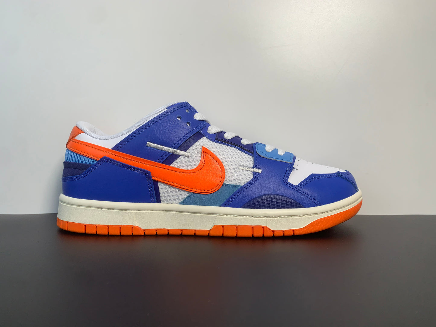 Nike Dunk Low Scrap 'Knicks' DM0128-100