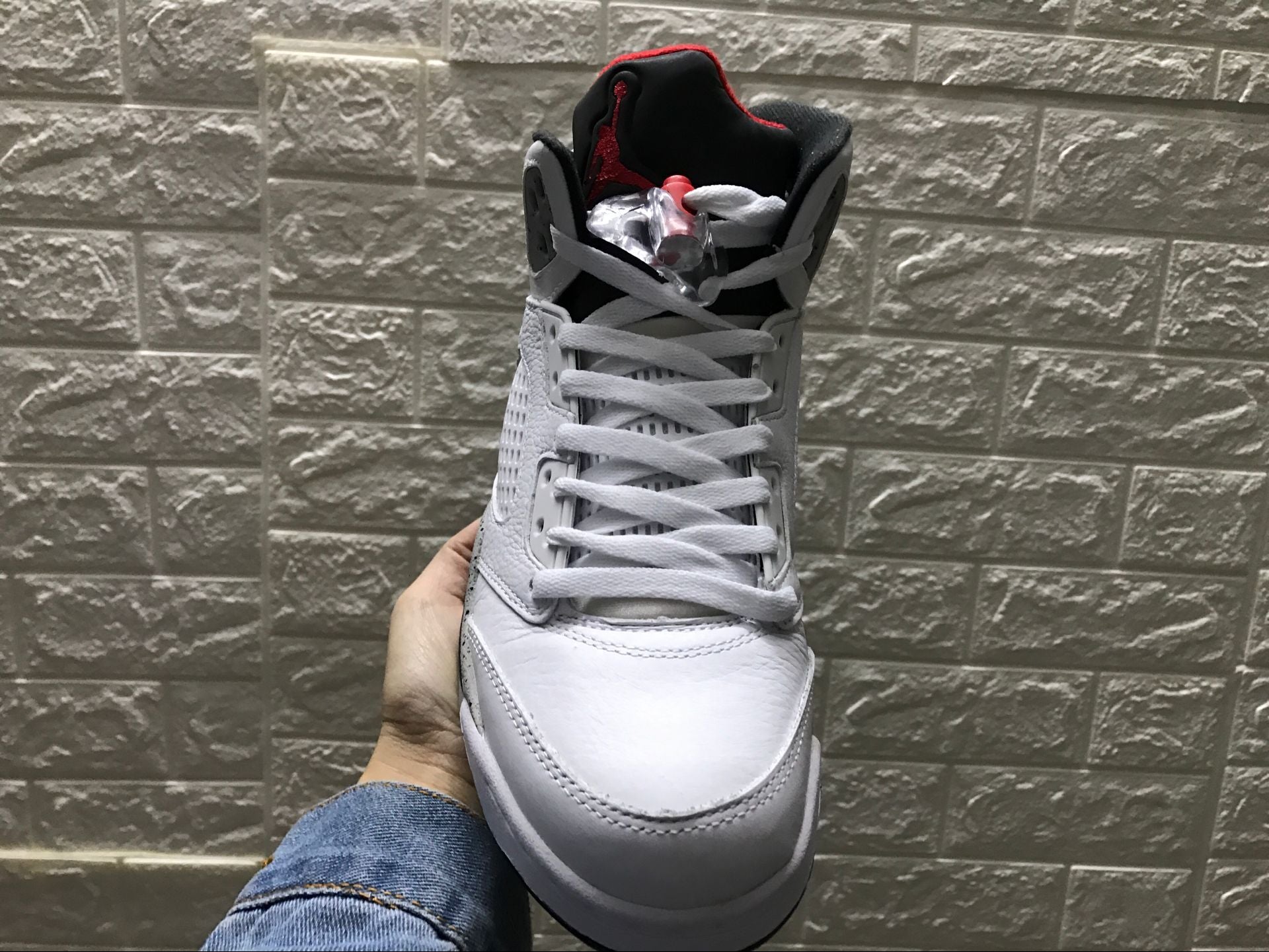 Air Jordan 5 Retro BG White Cement 440888-104