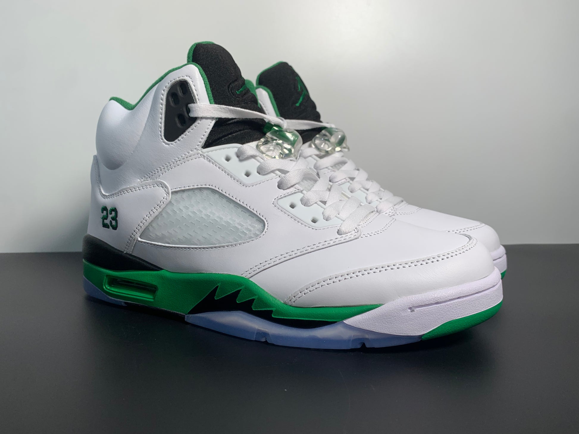Air Jordan 5 WMNS “Lucky Green”DD9336-103