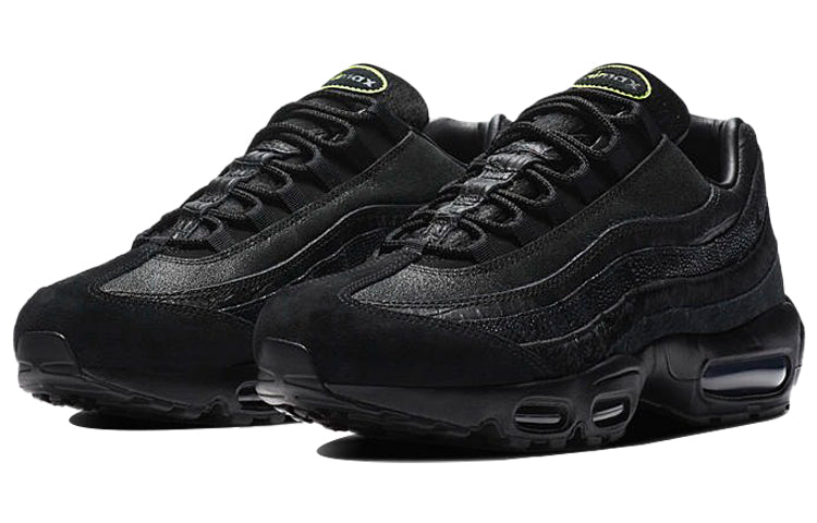 Nike Air Max 95 CZ7911-001 sneakmarks