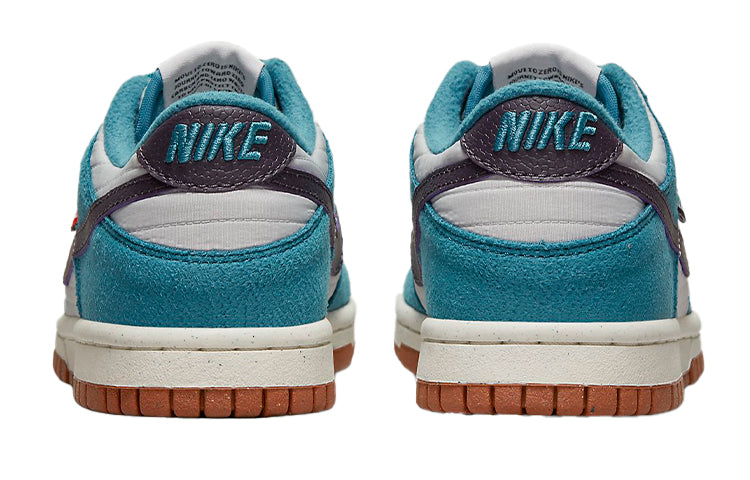 Nike Dunk Low SE (GS) DC9561-400 sneakmarks