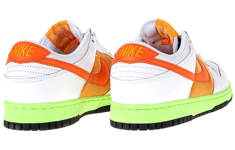 Nike Womens WMNS Dunk Low 'White Orange Blaze' White/Orange Blaze/Shock Orange 317813-181 sneakmarks