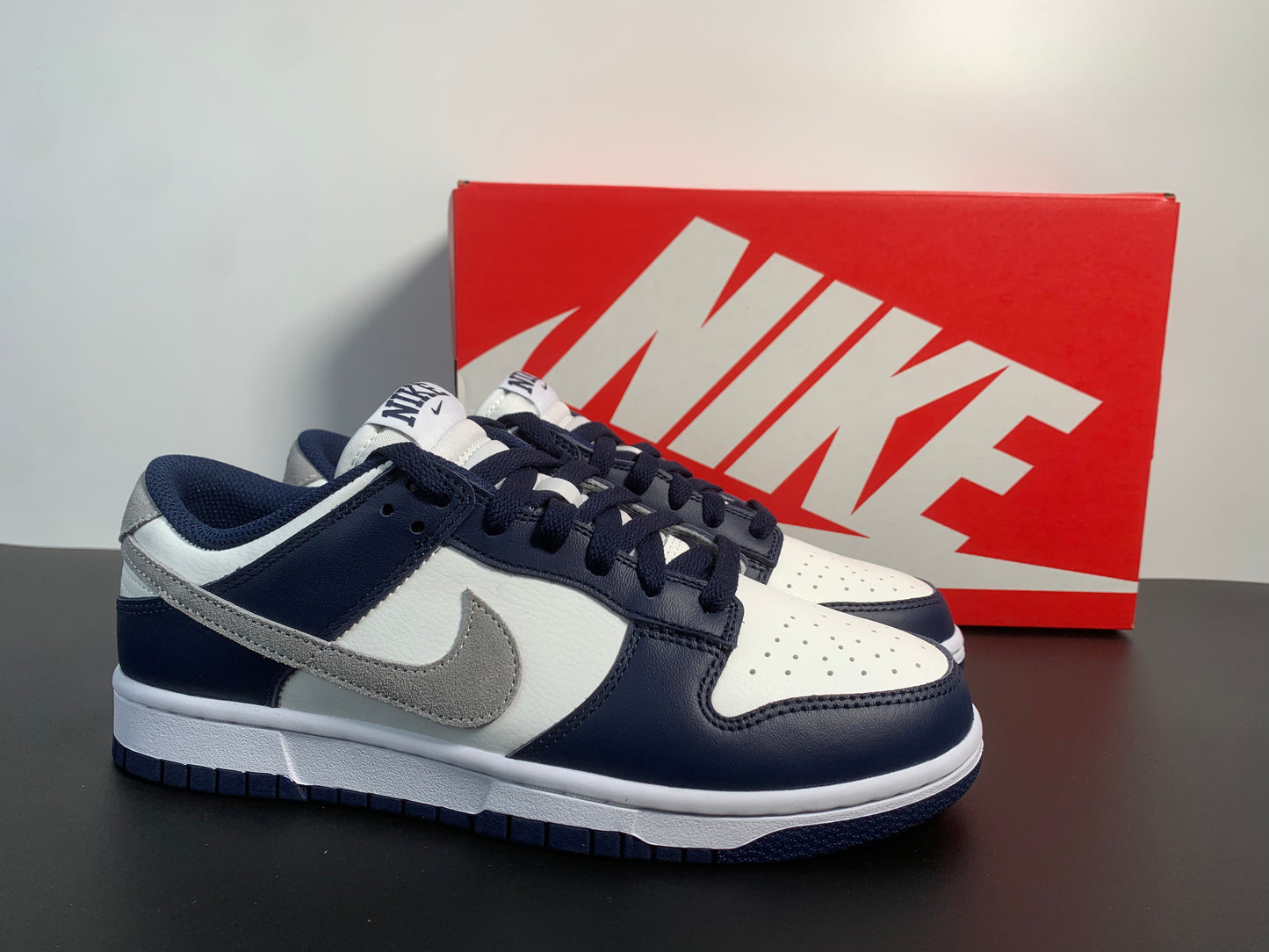 Nike Dunk Low Midnight Navy Smoke Grey FD9749-400