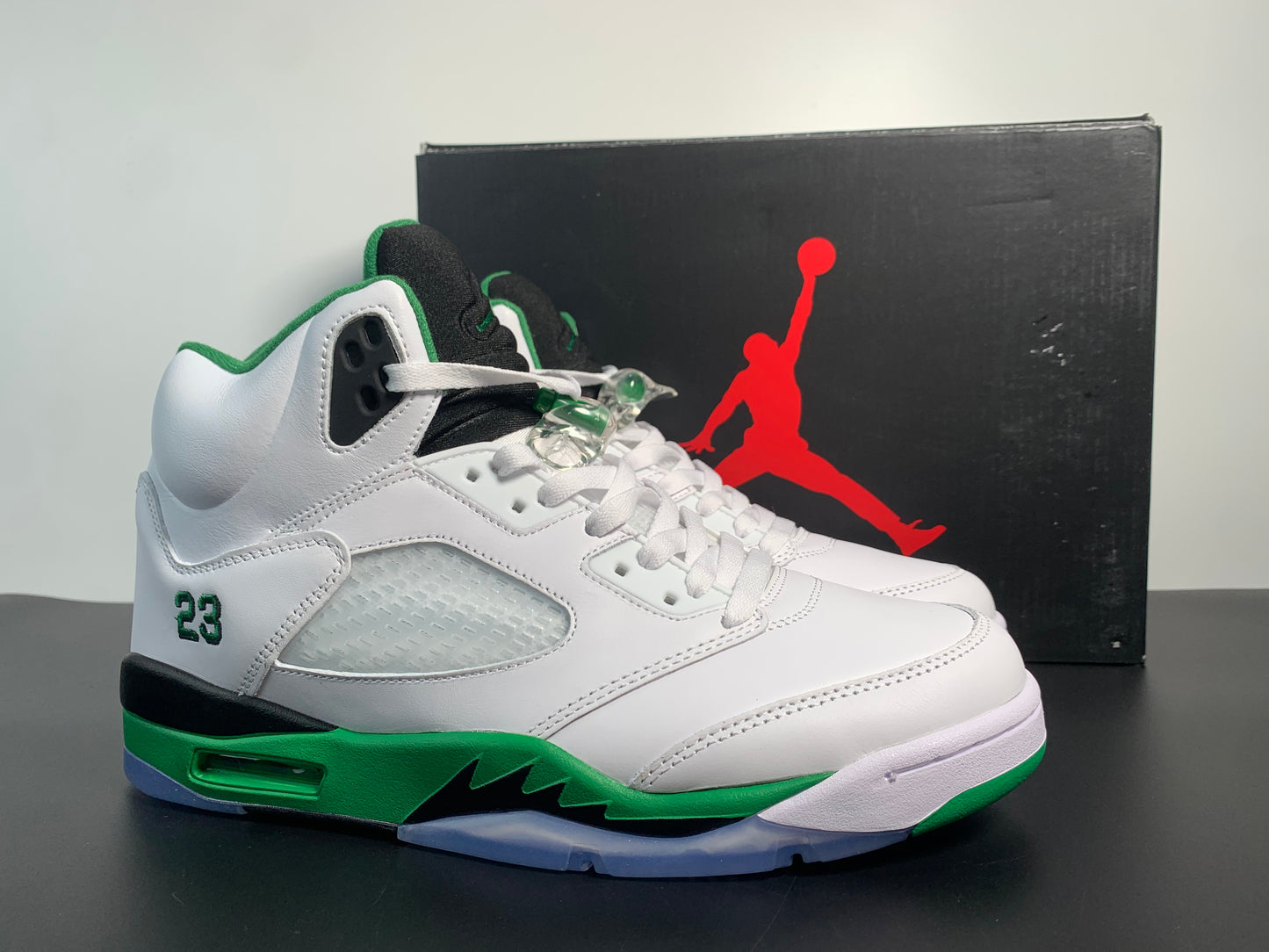 Air Jordan 5 WMNS “Lucky Green”DD9336-103