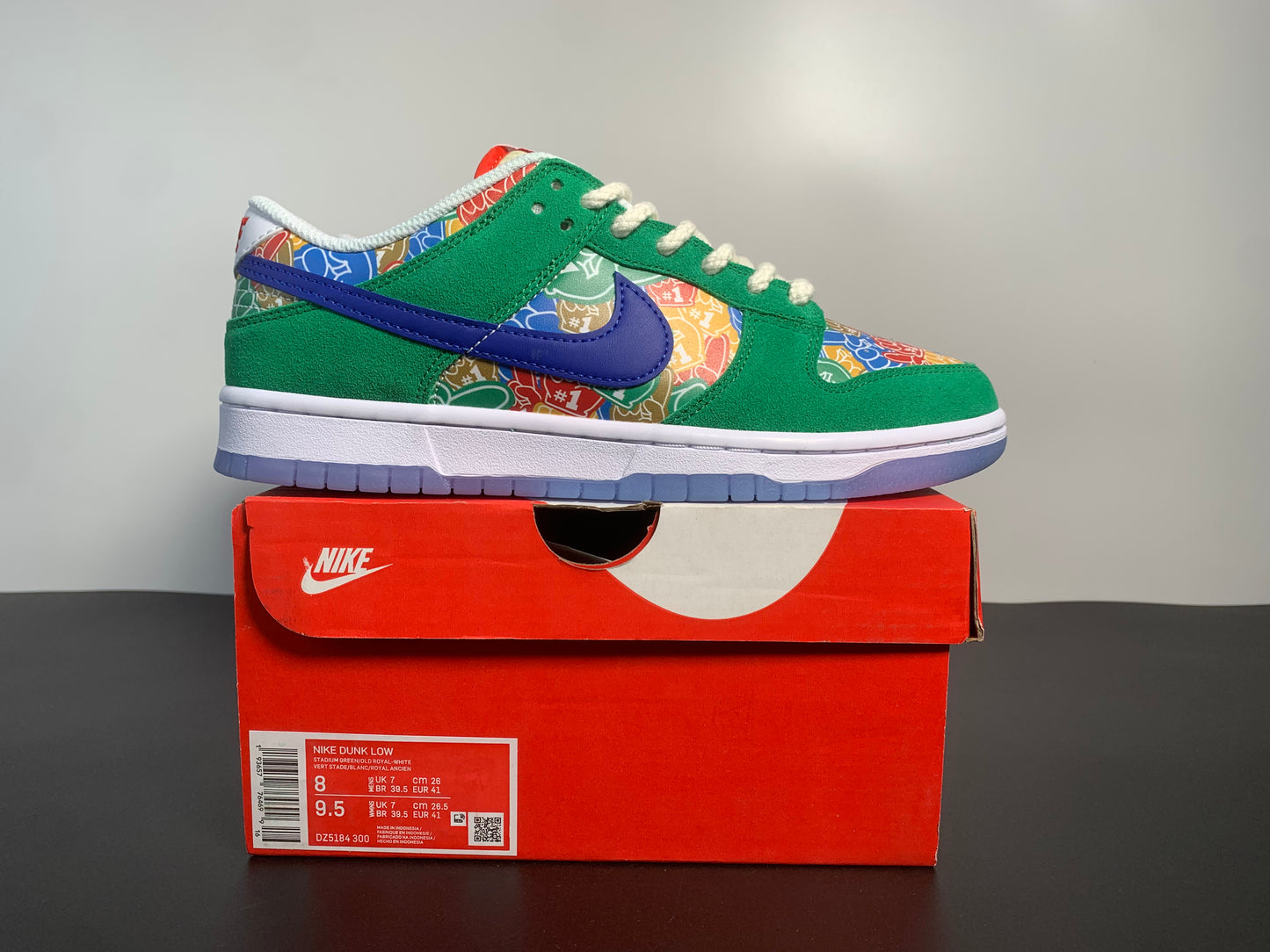 Nike Dunk Low “Foam Finger”DZ5184-300