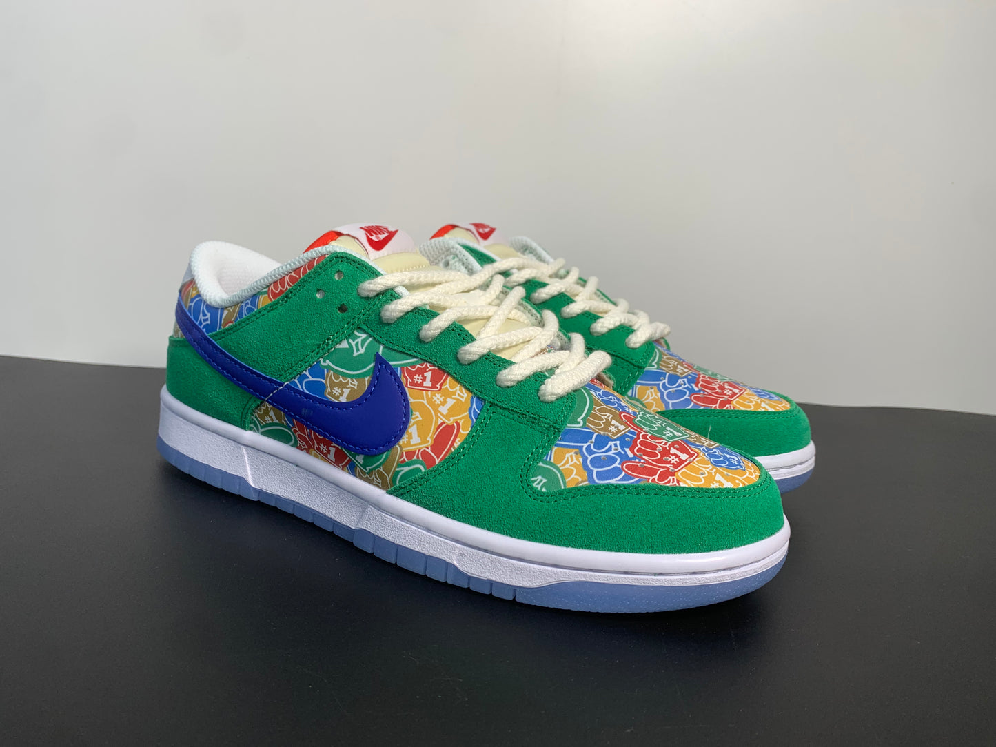 Nike Dunk Low “Foam Finger”DZ5184-300