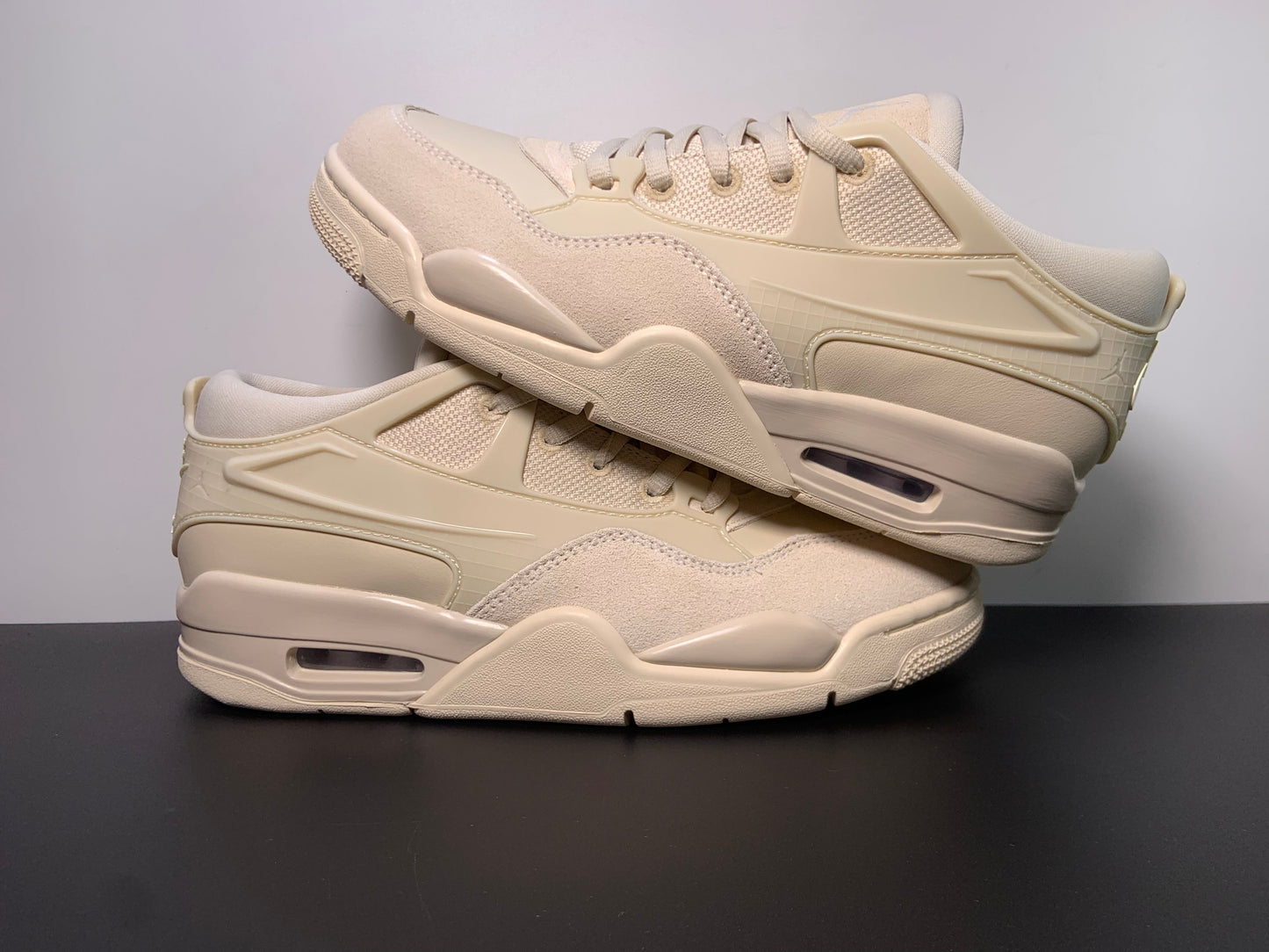 Air Jordan 4 RM WMNS “Legend Light Brown” FQ7940-200