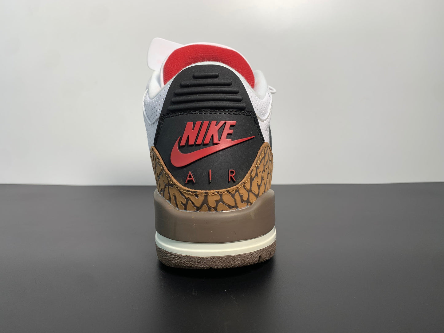 Travis Scott 2 x Air Jordan 3 Tan Brown CT8532-120